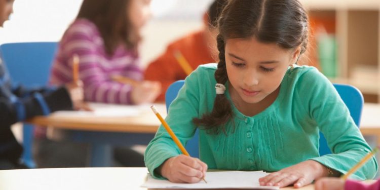 Daniel David Dictarea sau transcrierea manualelor sa fie interzise