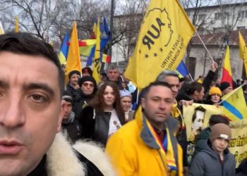 George Simion liderul suveranistilor la Marsul Unirii Nu ne dezicem de Calin Georgescu