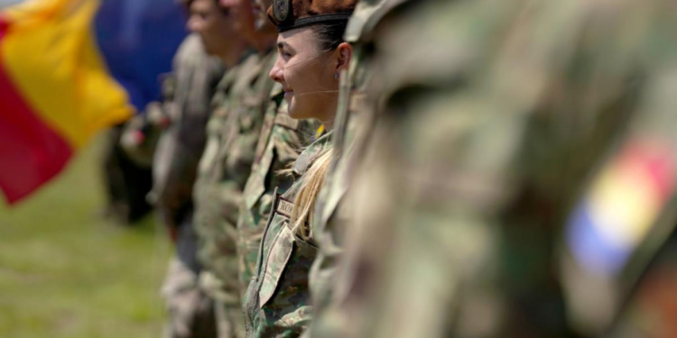 Ministrul Apararii vrea cresterea efectivelor Armatei Tintim 100000 persoane