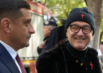 Gigi Becali strange semnaturi pentru prezidentiale ramane in AUR