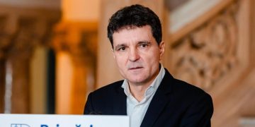 Nicusor Dan insista si ramane candidat pentru Cotroceni
