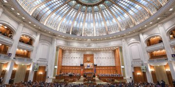 Parlamentul se reuneste sanctiuni mai aspre pentru absente nemotivate