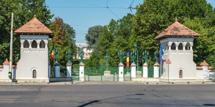 Romanii au vizitat Palatul Cotroceni peste 13000 persoane