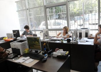 Sindicatele critica schimbarea Codului administrativ privind evaluarea functionarilor