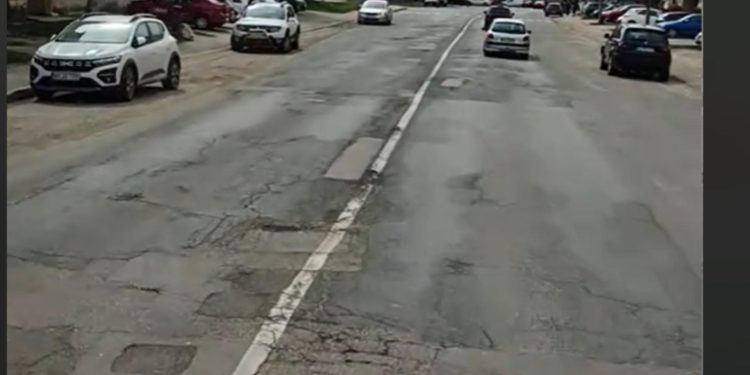 Vrea toata tara dar a abandonat Campulung Imagini socante cu orasul condus de sefa rezistentilor VIDEO