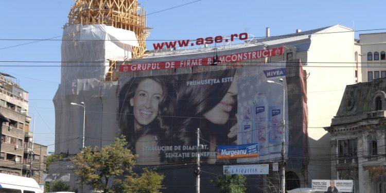 ASE București a lansat SARO, primul program ce folosește inteligența artificială pentru motivarea elevilor și studenților să învețe. 1 ASE Bucuresti a lansat SARO primul program ce foloseste inteligenta artificiala pentru motivarea elevilor si studentilor sa invete