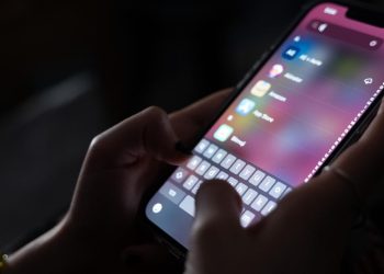 BEC anunta stergerea a peste 600 de postari online