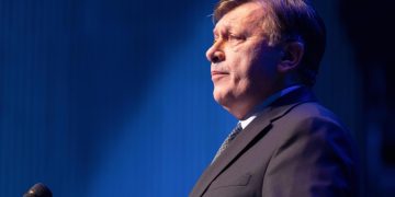 Crin Antonescu Nicusor da prea putina apa Ponta prea multa
