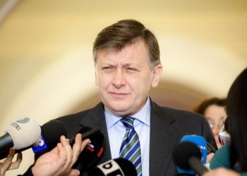 Crin Antonescu Politica externa e blocata nu guvernul