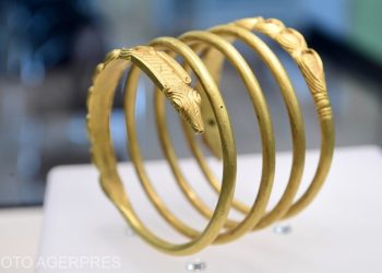 Muzeul National de Istorie a prezentat o bratara dacica