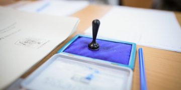 Mita electorala in Braila Alcool pentru voturi