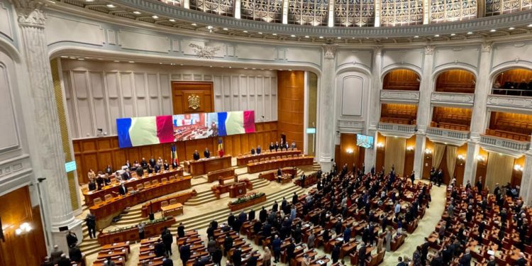 Parlamentul a votat doi noi judecatori constitutionali