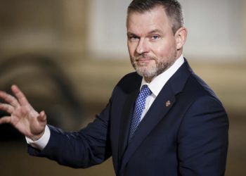 Premierul Slovac vrea neutralitate presedintele l a apostrofat imediat
