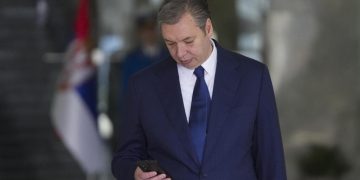 Rusia acuza Serbia de lipsa de neutralitate si livrari de arme Ucrainei