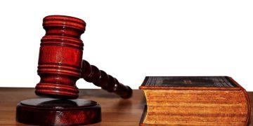 Bruxelles ul avertizeaza statele UE despre incalcarile statului de drept