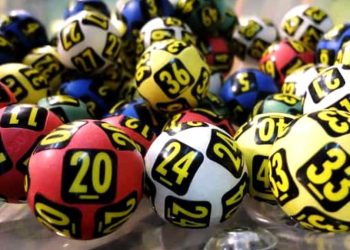 Loto 649 mai mult de 35 milioane euro duminica