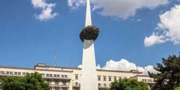 MAI explica de ce a solicitat un spatiu in Piata Revolutiei