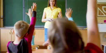 Reguli noi pentru bursele scolare de la Ministerul Educatiei