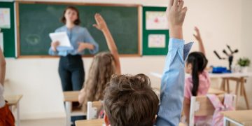 Scolile din Romania se reorganizeaza pentru 2025 2026