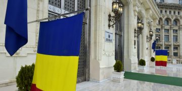 Steagul national este arborat in berna la institutii