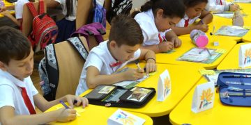 Un nou cod de conduita pentru scoli va fi impus