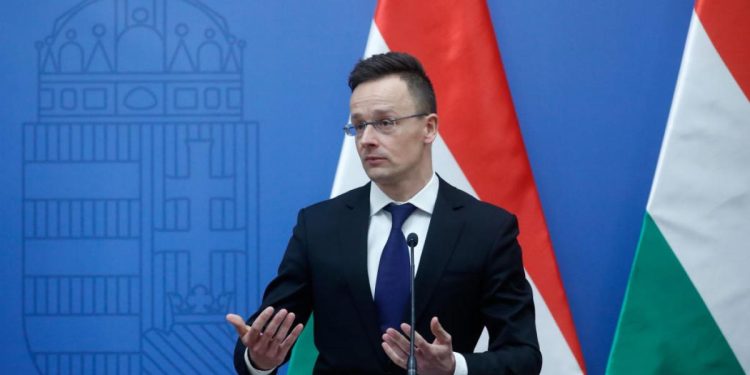 Atac fara precedent al Ungariei la Zelenski