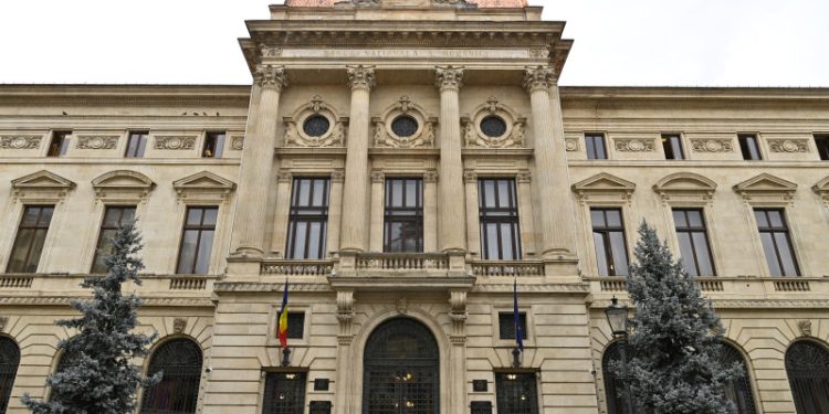 BNR sarbatoresc 100 de ani de Toma Caragiu