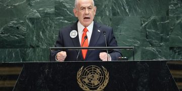 Benjamin Netanyahu a adus recuzita la ONU cod QR si harta terorii