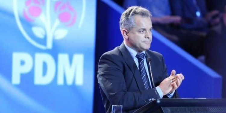 Extradarea lui Plahotniuc suspendata premierul Recean acuza