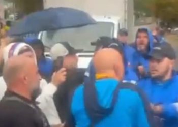 Fanii agresivi ai lui Calin Georgescu au provocat jandarmii