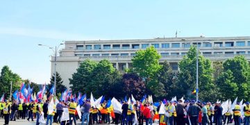 Functioanarii publici protesteaza luni in Bucuresti