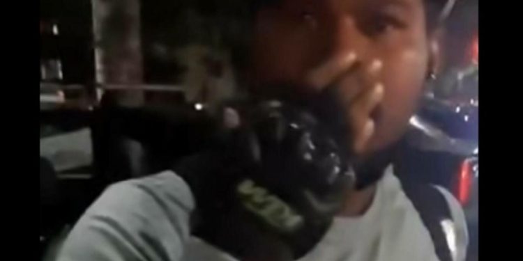 Ismail livrator din Bucuresti munceste pentru familie