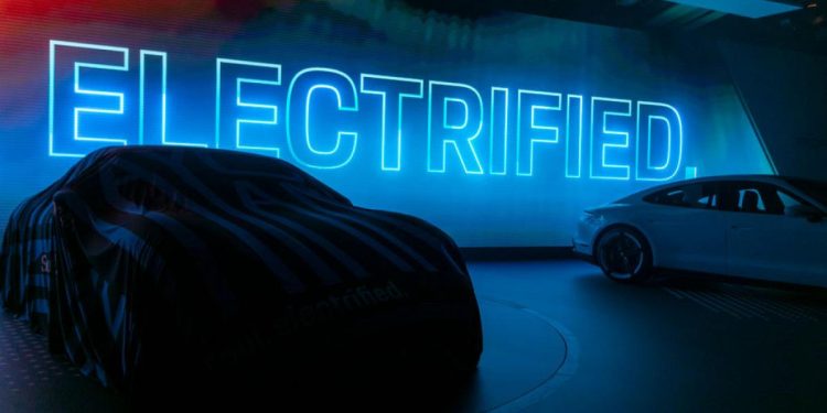 Masinile electrice de lux nu se vand chiar si celor bogati