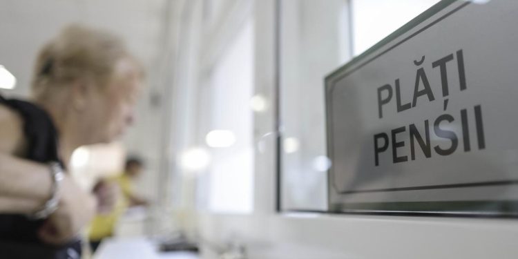 Modificari in Parlament la legea pensiilor Pilon 2