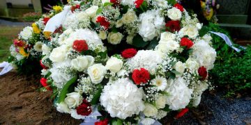 Orasul care va interzice coroanele de flori