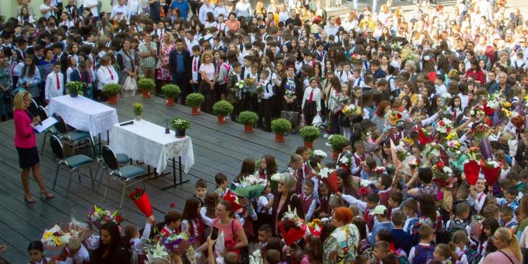 Prima zi de scoala 2025 Modificari pentru elevi si profesori