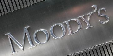 Romania a depasit un obstacol Moodys confirma ratingul negativ