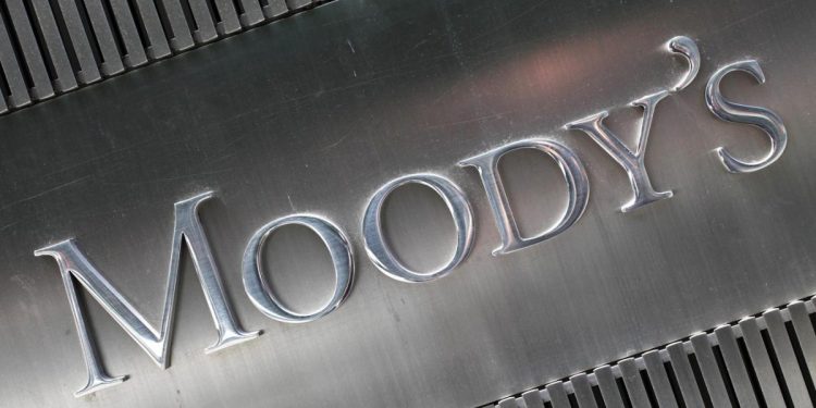 Romania a depasit un obstacol Moodys confirma ratingul negativ