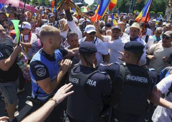Sindicalistii din administratie nu au ajuns la un acord cu Bolojan