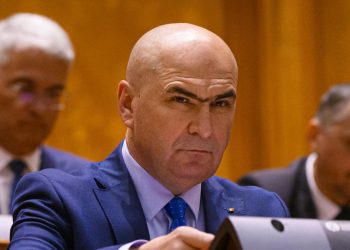 Sindicatele din administratia publica solicita negocieri cu Ilie Bolojan