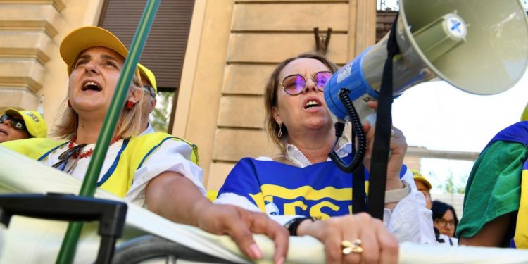 „Anul viitor se va ieși masiv la pensie.” 1 Anul viitor se va iesi masiv la pensie 1