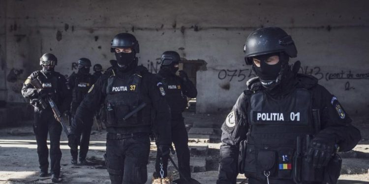 Barbat retinut pentru terorism pregatea atentat