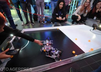 Campusul Politehnicii Bucuresti gazduieste ROBOFEST 14