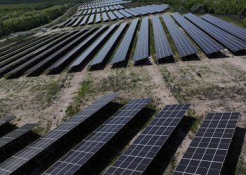 Comisia Europena sugereaza masuri pentru reducerea facturilor la electricitate
