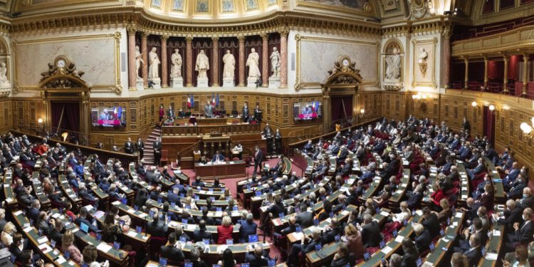 Franta redefinete violena i agresiunile sexuale