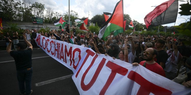 Greva generala anuntata de sindicatul italian pentru Gaza