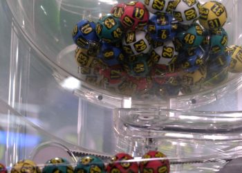 Loto 649 din 23 octombrie Numere si premii castigatoare