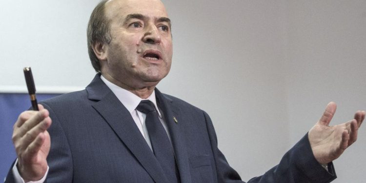Tudorel Toader Guvernul poate relua legea