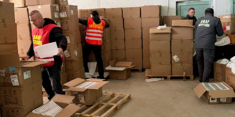 ANAF a gasit o fabrica ilegala de vapat in Prahova