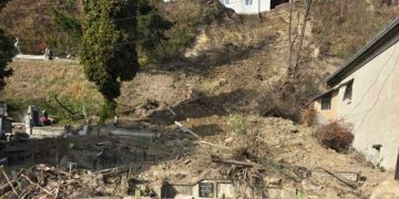 Cimitir din Sighisoara afectat de canalizare ilegala